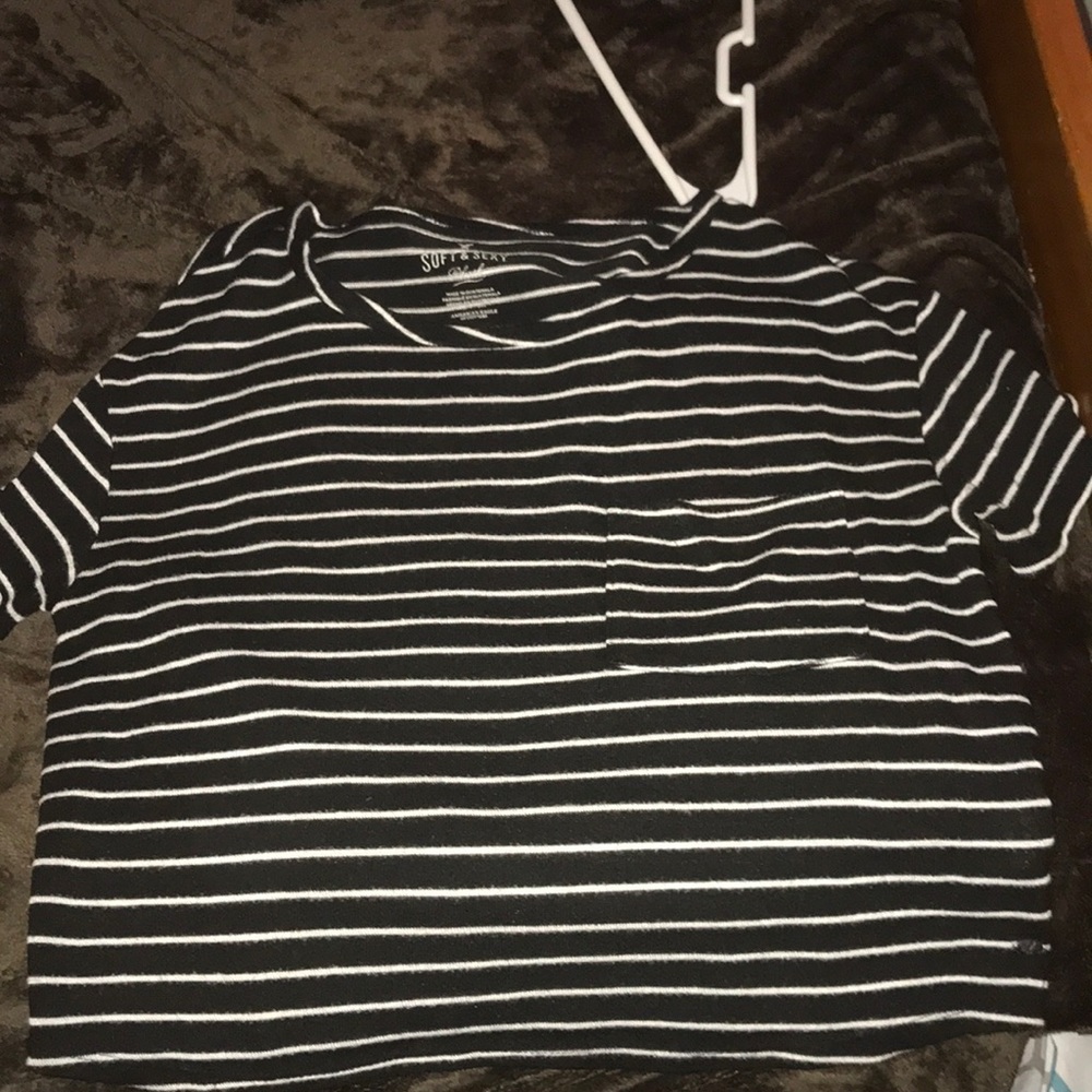 American Eagle tee